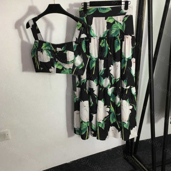 23ss skirt set womens designer clothing white rose floral print strapless camisole high-waisted hemline skirt sets womens clothing a1
23ss skirt set womens designer clothing white rose floral print strapless camisole high-waisted hemline skirt sets womens clothing a1