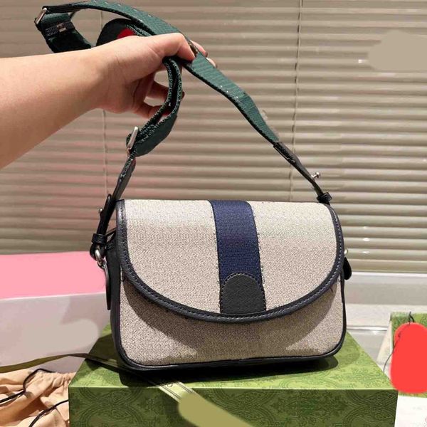 designer satchel men crossbody purse luxurys handbags pochettes designer bag pochette woman crossbody classic briefcase 230715
designer satchel men crossbody purse luxurys handbags pochettes designer bag pochette woman crossbody classic briefcase 230715