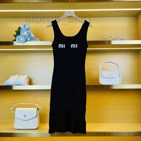 basic & casual dresses designer knitted sleeveless suspender dress slim wool letter vest skirt new in spring summer 2023 bpex, Black;gray
basic & casual dresses designer knitted sleeveless suspender dress slim wool letter vest skirt new in spring summer 2023 bpex, Black;gray