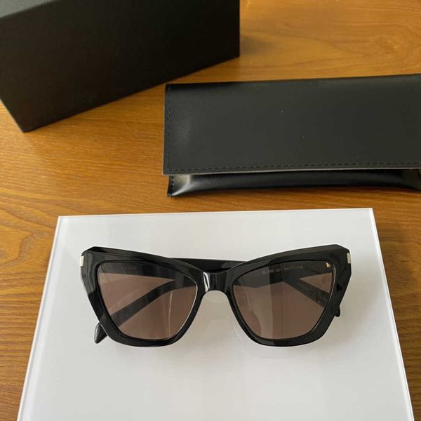 individualized butterfly concave shape fashionable p female new plate frame comfortable driving outdoor refined sunglasses, Blue
individualized butterfly concave shape fashionable p female new plate frame comfortable driving outdoor refined sunglasses, Blue
