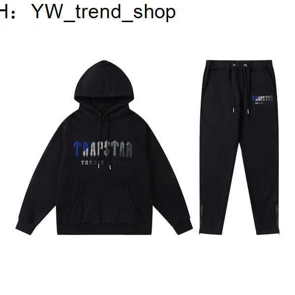 men's trapstar hoodie tracksuit designer embroidery letter luxury black grey rainbow color autumn winter sports fashion cotton cord sho
men's trapstar hoodie tracksuit designer embroidery letter luxury black grey rainbow color autumn winter sports fashion cotton cord sho