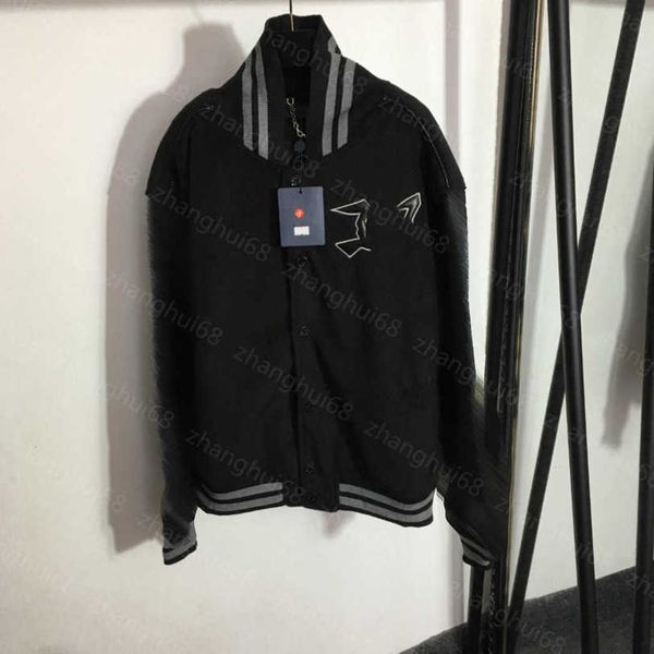 23ss womens designer clothing womens jacket embroidered back monobreasted leather long sleeve jacket plush baseball jacket women clothes a1, Black;brown
23ss womens designer clothing womens jacket embroidered back monobreasted leather long sleeve jacket plush baseball jacket women clothes a1, Black;brown
