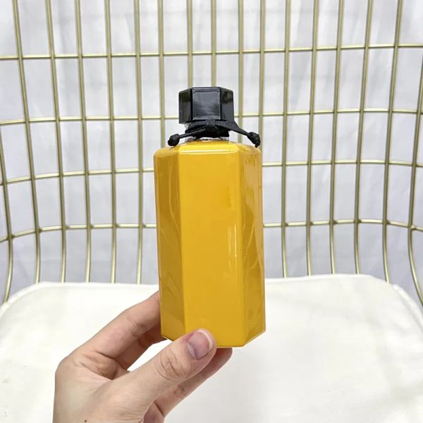 cologne woman perfume spray 100mlflora gorgeous gardenia limited edition edt woody floral musk and fast delivery
cologne woman perfume spray 100mlflora gorgeous gardenia limited edition edt woody floral musk and fast delivery