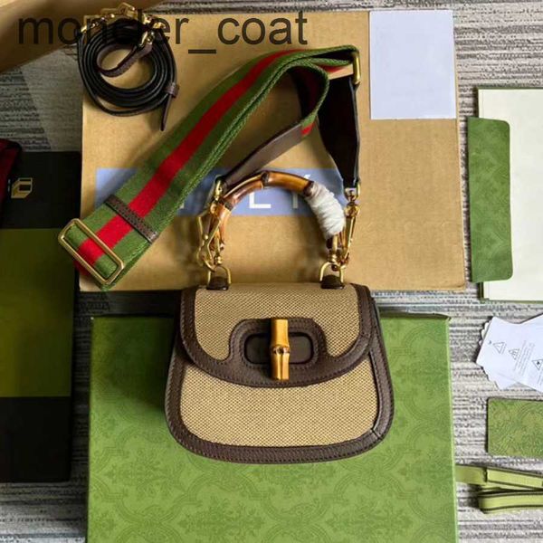 cosmetic bags cases 10a mini handle bag high-end woman shoulder bags genuine leather crossbody bags fashion purse designer bagss 17cm with b
cosmetic bags cases 10a mini handle bag high-end woman shoulder bags genuine leather crossbody bags fashion purse designer bagss 17cm with b