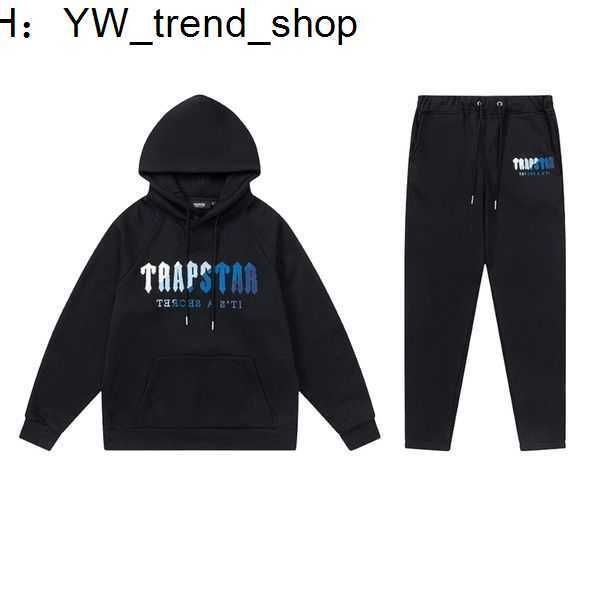 men's trapstar hoodie tracksuit designer embroidery letter luxury black grey rainbow color autumn winter sports fashion cotton cord sho
men's trapstar hoodie tracksuit designer embroidery letter luxury black grey rainbow color autumn winter sports fashion cotton cord sho
