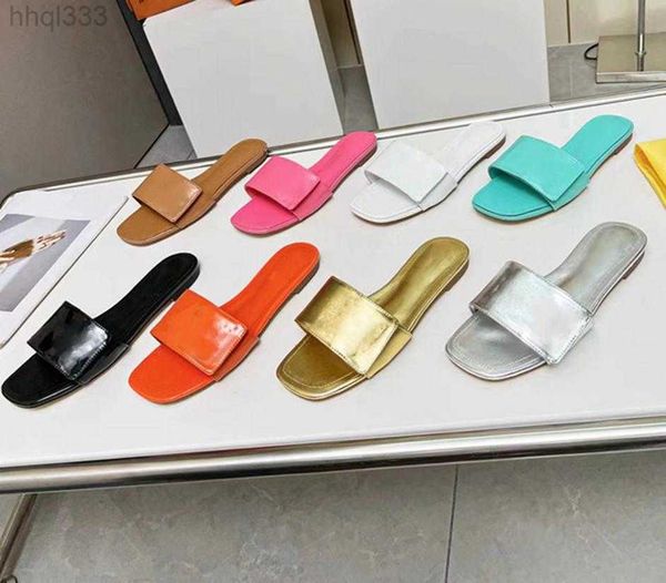 stylish women slipper sandal shake flat mule calf leather gold indoor slippers summer designer luxury fashion outdoors ladies beach flat fli, Black;grey
stylish women slipper sandal shake flat mule calf leather gold indoor slippers summer designer luxury fashion outdoors ladies beach flat fli, Black;grey
