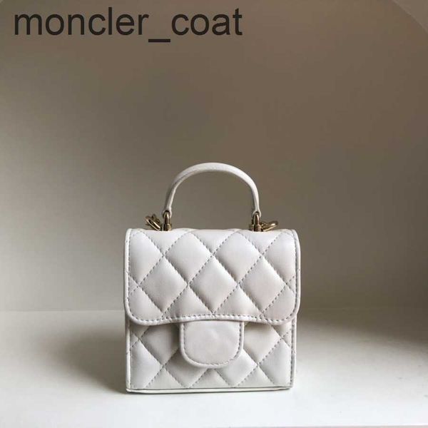 cosmetic bags cases 10a cosmetic bag designer bags 11cm lady handbag genuine leather purse with box c097lsme
cosmetic bags cases 10a cosmetic bag designer bags 11cm lady handbag genuine leather purse with box c097lsme