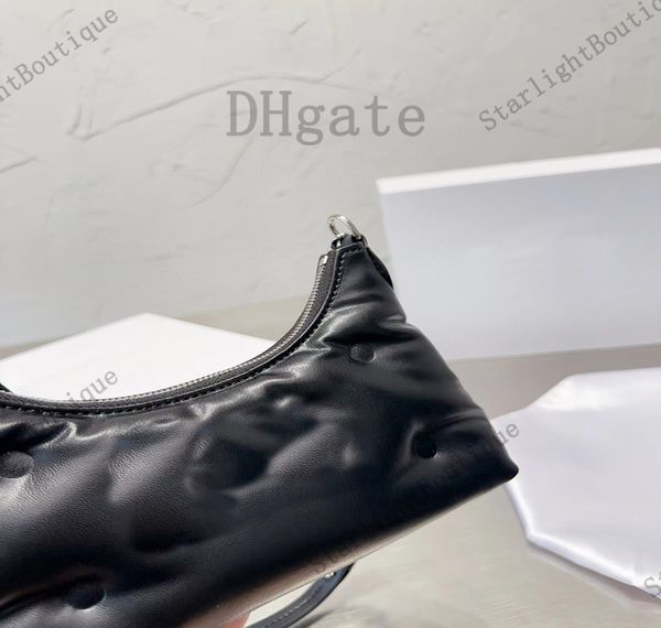 margiela bag mini cloud pillow bag underarm hobo handbag sheepskin messenger chain shoulder lady luxury designer
margiela bag mini cloud pillow bag underarm hobo handbag sheepskin messenger chain shoulder lady luxury designer