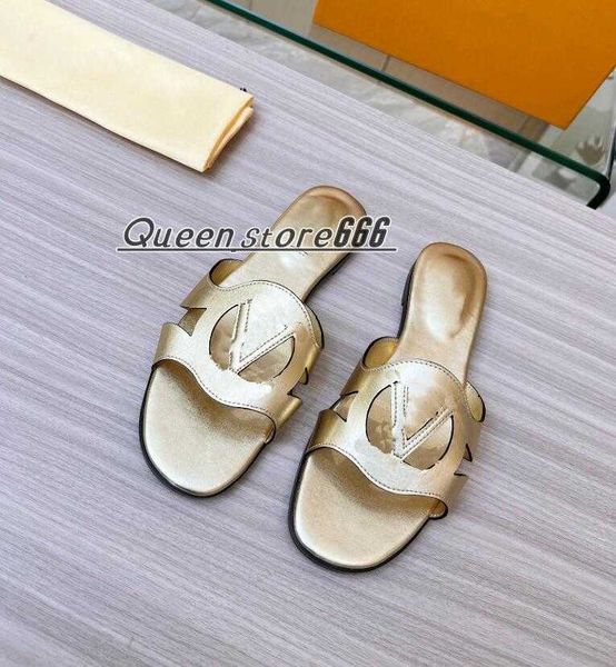 luxury isola flat mule slippers gold metallic calf leather outsole slides circle signature fashioned soft calfskin wide front strap sandals, Black
luxury isola flat mule slippers gold metallic calf leather outsole slides circle signature fashioned soft calfskin wide front strap sandals, Black