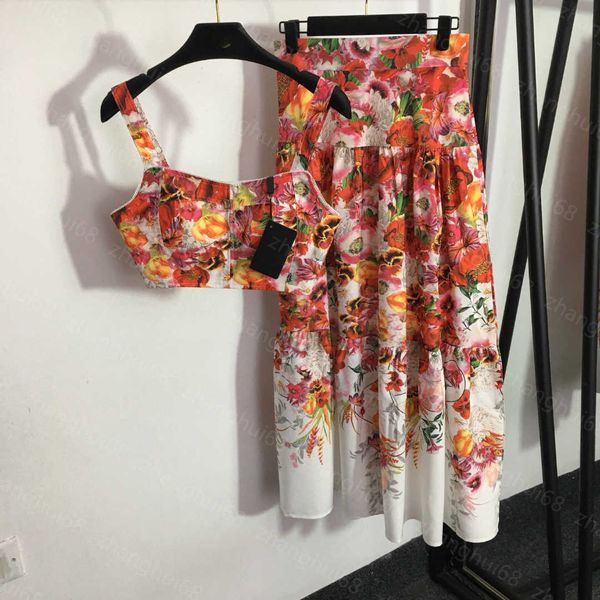 23ss skirt set womens designer clothing floral print strapless halter high-waisted hemline skirt sets womens clothing, White
23ss skirt set womens designer clothing floral print strapless halter high-waisted hemline skirt sets womens clothing, White