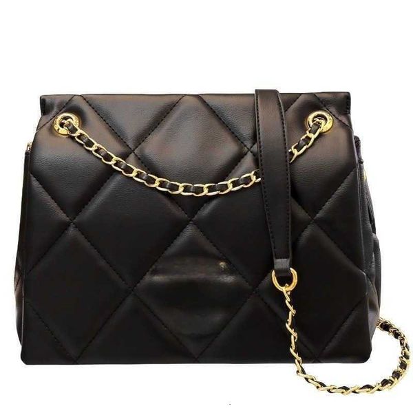 designer bag dinner hong kong diamond 2022 new leather messenger shoulder large capacity chain totepy2x
designer bag dinner hong kong diamond 2022 new leather messenger shoulder large capacity chain totepy2x