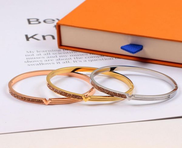 designer jewelry earrings pendant charm bracelets gold love v necklace women rings bracelet bangles luxury pendants titanium lover4675225, Black
designer jewelry earrings pendant charm bracelets gold love v necklace women rings bracelet bangles luxury pendants titanium lover4675225, Black