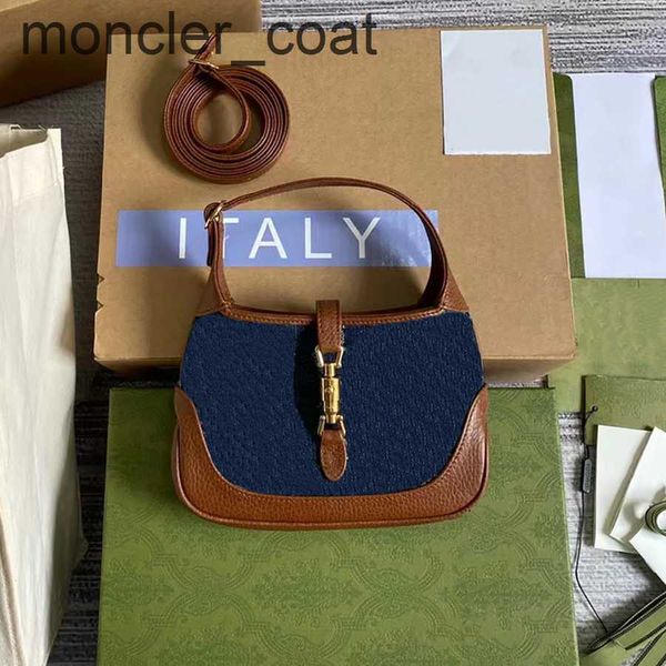 cosmetic bags cases 10a designer bag 19cm canvas mini handbag tote bags woman shoulder bag leather handbags the large capacity bags lady pur
cosmetic bags cases 10a designer bag 19cm canvas mini handbag tote bags woman shoulder bag leather handbags the large capacity bags lady pur