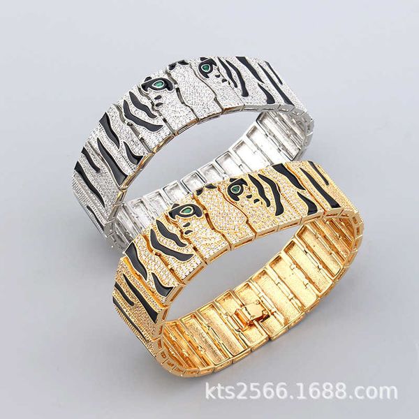 fashion accessories wind dominant wide edition full diamond watch chain bracelet male and female temperament green eyed tiger full diamond b, Silver
fashion accessories wind dominant wide edition full diamond watch chain bracelet male and female temperament green eyed tiger full diamond b, Silver