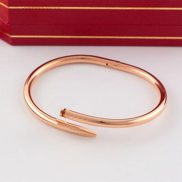 designer bracelet titanium steel bracelet luxury men's and women's trend stainless steel accessories 18k rose gold fashion popular, Black
designer bracelet titanium steel bracelet luxury men's and women's trend stainless steel accessories 18k rose gold fashion popular, Black