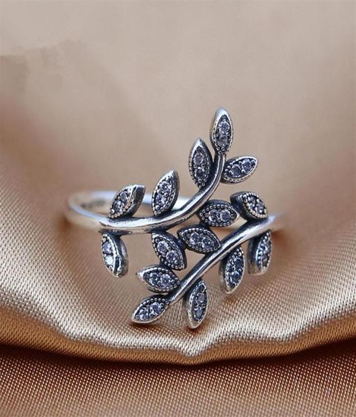 2016 charms rings s925 ale sterling silver luxury beautiful flower print carved band rings with ring box293e3530181
2016 charms rings s925 ale sterling silver luxury beautiful flower print carved band rings with ring box293e3530181