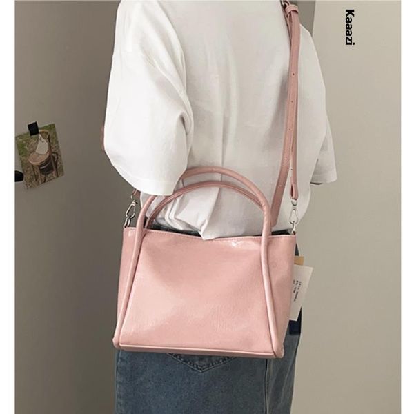evening bags fashion versatile 2023 handbag designer luxury women's shoulder bag large capacity crossbody 230721
evening bags fashion versatile 2023 handbag designer luxury women's shoulder bag large capacity crossbody 230721