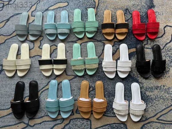 women mule slides classic flat slippers lambskin blue home casual sandals summer designer luxury fashion ladies beach outdoors flat flip flo, Black;grey
women mule slides classic flat slippers lambskin blue home casual sandals summer designer luxury fashion ladies beach outdoors flat flip flo, Black;grey