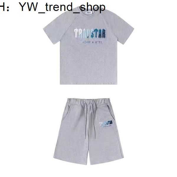trapstar new men's t shirt short sleeve outfit chenille tracksuit black cotton london 21es 4igi, Gray
trapstar new men's t shirt short sleeve outfit chenille tracksuit black cotton london 21es 4igi, Gray