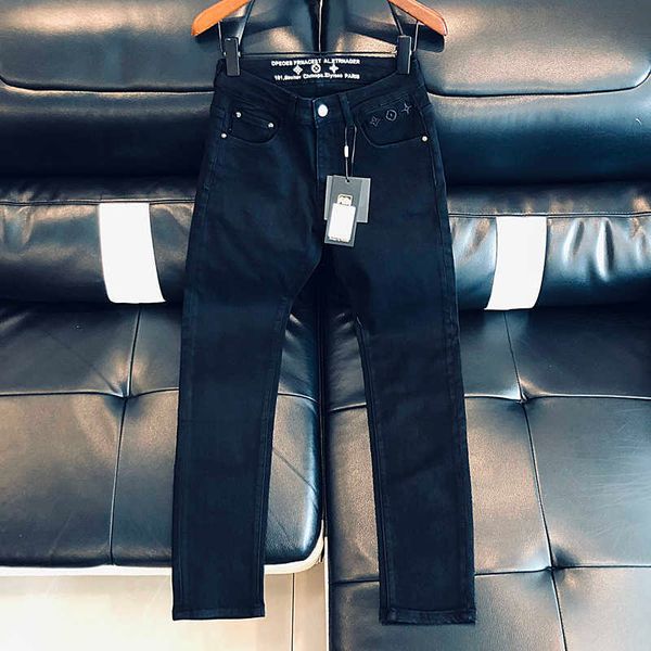 black jeans for men, autumn and winter 2023 thick vintage printed embroidery design, european version versatile straight leg pants, Blue
black jeans for men, autumn and winter 2023 thick vintage printed embroidery design, european version versatile straight leg pants, Blue