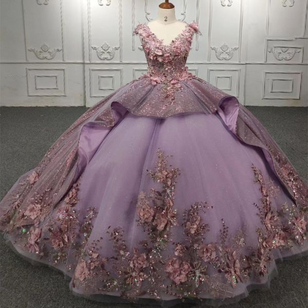 luxury purple shiny v-neck quinceanera dresses ball gown 2023 appliques lace 3dflower lace-up sweet 16 dress party dresses, Blue;red
luxury purple shiny v-neck quinceanera dresses ball gown 2023 appliques lace 3dflower lace-up sweet 16 dress party dresses, Blue;red