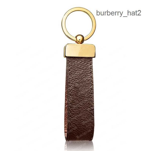 2023 designer keychain key chain buckle lovers car keychain handmade leather keychains men women bags pendant accessories 5 color 65221 with, Silver
2023 designer keychain key chain buckle lovers car keychain handmade leather keychains men women bags pendant accessories 5 color 65221 with, Silver