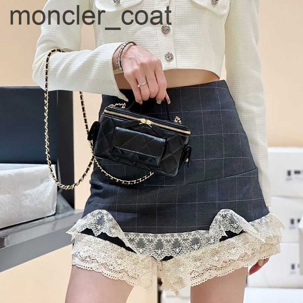cosmetic bags cases 10a original quality luxury designer bags 22k vanity case 17cm genuine leather cosmetic bag with box c122b3fu
cosmetic bags cases 10a original quality luxury designer bags 22k vanity case 17cm genuine leather cosmetic bag with box c122b3fu