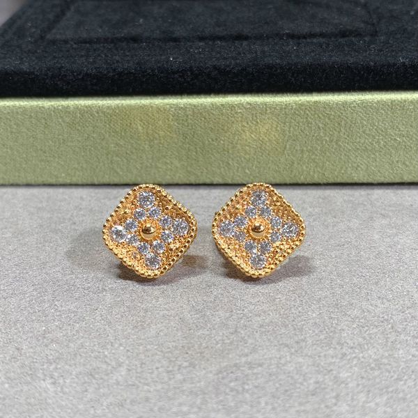fashion gold plated stud earrings 4/four clover elegant luxury ear studs earings earring designer for women hip hop jewelry holiday gift, Silver
fashion gold plated stud earrings 4/four clover elegant luxury ear studs earings earring designer for women hip hop jewelry holiday gift, Silver
