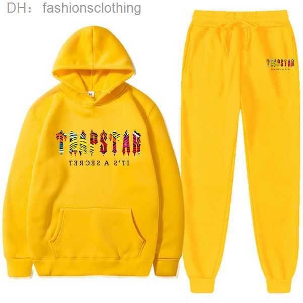 men's tracksuits tracksuit trapstar hoodies and sweatpants two piece sets winter sports suit outdoor sweatshirt set fashion male clothi, Gray
men's tracksuits tracksuit trapstar hoodies and sweatpants two piece sets winter sports suit outdoor sweatshirt set fashion male clothi, Gray