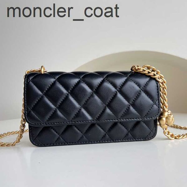 cosmetic bags cases 10a designer bag chain bags 17cm genuine leather shoulder bag lady cosmetic bag with box c072eujo
cosmetic bags cases 10a designer bag chain bags 17cm genuine leather shoulder bag lady cosmetic bag with box c072eujo