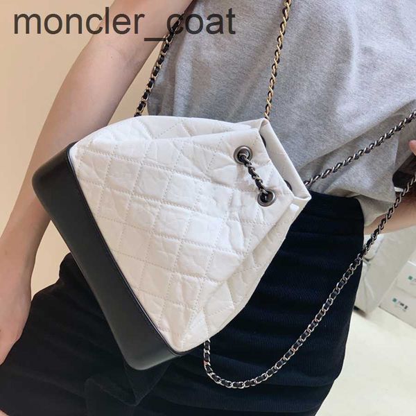 cross body 10a original quality hobo bag woman shoulder handbag vagrant backpack 23cm fashion the large capacity tote bags designer crossbod
cross body 10a original quality hobo bag woman shoulder handbag vagrant backpack 23cm fashion the large capacity tote bags designer crossbod
