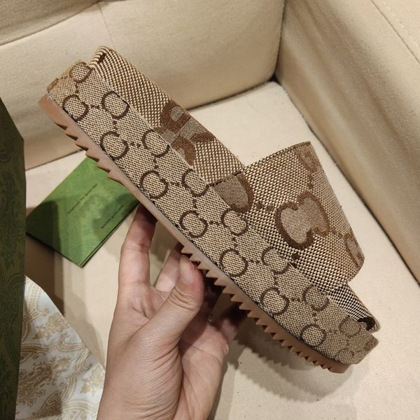 designer beach platform slippers sandals slides women fashion foam rubber embroider summer luxury ladies home casual shoes beige black
designer beach platform slippers sandals slides women fashion foam rubber embroider summer luxury ladies home casual shoes beige black