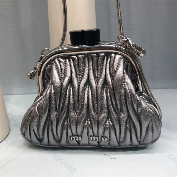 miu matelass exclusive designer totes shoulder bags women classics adjustable chain shoulder strap handbags crossbody clutch bags hobo purse
miu matelass exclusive designer totes shoulder bags women classics adjustable chain shoulder strap handbags crossbody clutch bags hobo purse