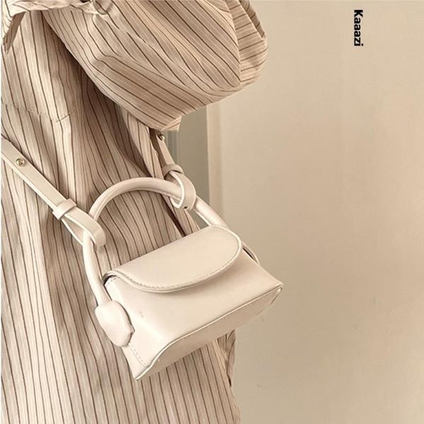 evening bags casual versatile in's shoulder bag fashion luxury designer handbag 2023 mini leather simple 230721
evening bags casual versatile in's shoulder bag fashion luxury designer handbag 2023 mini leather simple 230721
