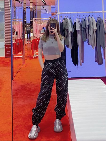alex wangg 23 new designer pants luxury trousers women high waisted casual fashion women full print stamping diamond pants blingbling leggin, Black;white
alex wangg 23 new designer pants luxury trousers women high waisted casual fashion women full print stamping diamond pants blingbling leggin, Black;white