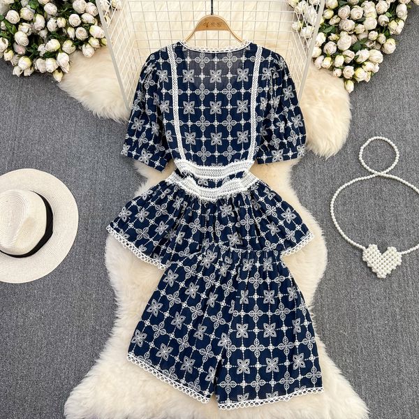 women's two piece pants summer vintage cotton flower embroidery two piece set women outfits o neck puff sleeve hollow out blouse + wide, White
women's two piece pants summer vintage cotton flower embroidery two piece set women outfits o neck puff sleeve hollow out blouse + wide, White