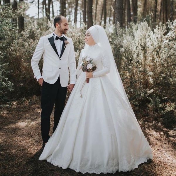 muslim wedding dresses high neck long sleeve lace satin a line modest style 2020 new bridal gowns customize plus size228c, White
muslim wedding dresses high neck long sleeve lace satin a line modest style 2020 new bridal gowns customize plus size228c, White