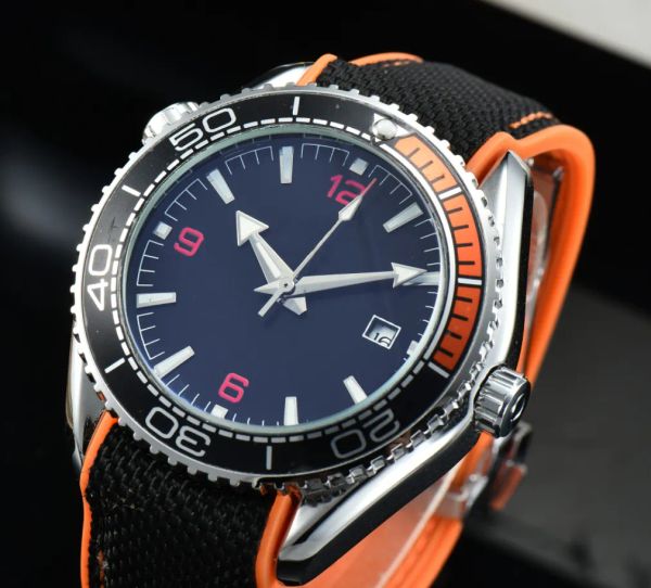 aaa mens watches designer watch 42mm automatic mechanical movement watch rubber strap sports wind fashion wristwatch montre de l, Slivery;brown
aaa mens watches designer watch 42mm automatic mechanical movement watch rubber strap sports wind fashion wristwatch montre de l, Slivery;brown