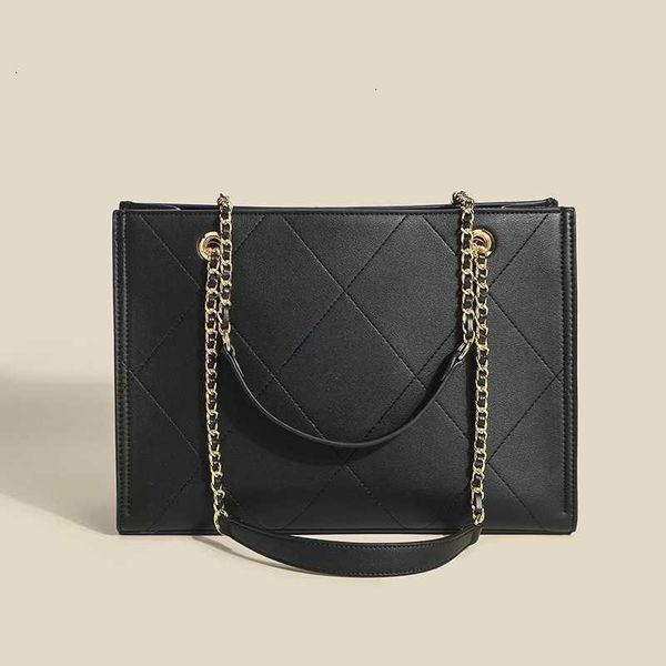 designer bag dinner advanced for women in autumn and winter 2023 new large capacity fashionable small fragrant wind diamond grid chain commu
designer bag dinner advanced for women in autumn and winter 2023 new large capacity fashionable small fragrant wind diamond grid chain commu