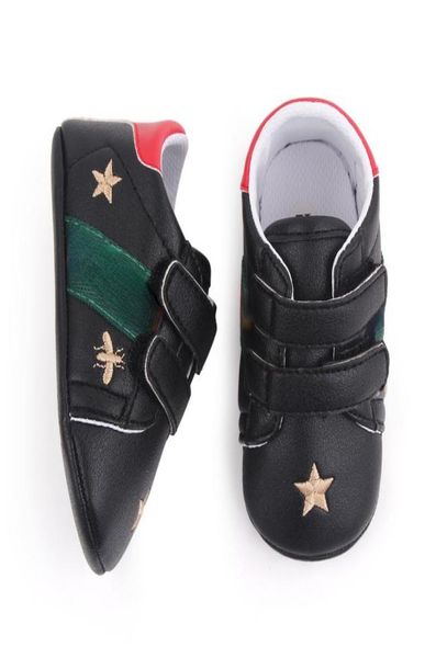 baby shoes boy girl sports sneakers bee newborn pu leather nonslip first walkers with bow infant soft sole shoes1437474
baby shoes boy girl sports sneakers bee newborn pu leather nonslip first walkers with bow infant soft sole shoes1437474