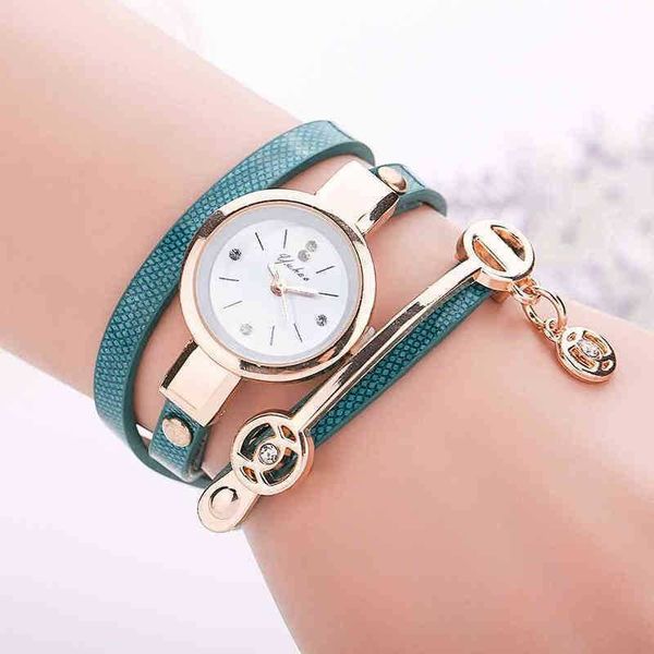 wristwatches women watches rhinestone multilayer bracelet leather strap analog quartz fashion dress clock 220708, Slivery;golden
wristwatches women watches rhinestone multilayer bracelet leather strap analog quartz fashion dress clock 220708, Slivery;golden