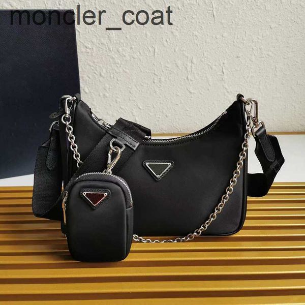 cosmetic bags cases 10a canvas crossbody bag re-edition 2005 recycled nylon three-in-one handbag designer bags woman shoulder bags 22cm with
cosmetic bags cases 10a canvas crossbody bag re-edition 2005 recycled nylon three-in-one handbag designer bags woman shoulder bags 22cm with