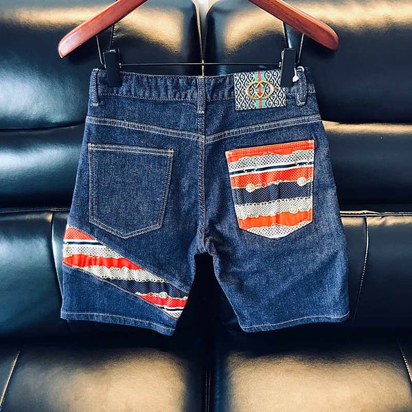 deep blue denim shorts for men, summer european and american trendy brand fashion prints, contrasting colors, and patchwork five point pants
deep blue denim shorts for men, summer european and american trendy brand fashion prints, contrasting colors, and patchwork five point pants