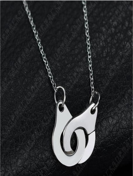 luxury designer necklace real 925 sterling silver handcuff menottes pendant for men women france dinh van jewelry7743167
luxury designer necklace real 925 sterling silver handcuff menottes pendant for men women france dinh van jewelry7743167
