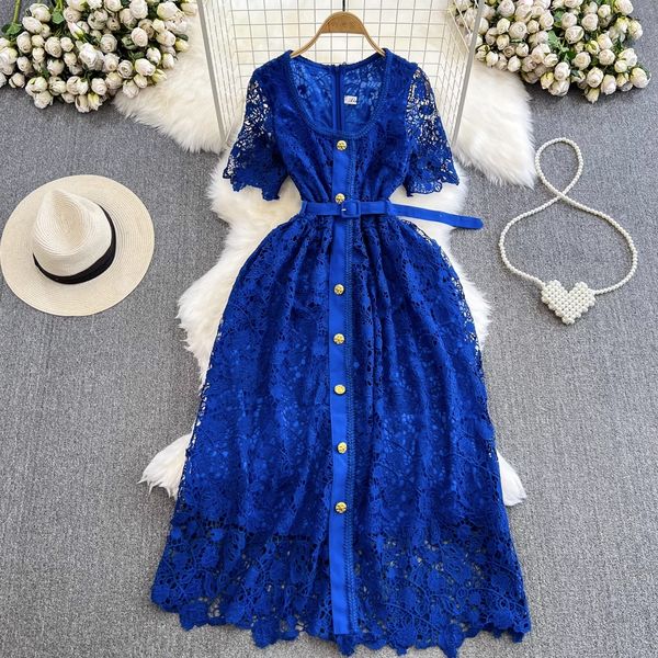 luxury and elegant style short sleeves round neck waist wrapped single breasted water soluble hollow lace dress, Black;gray
luxury and elegant style short sleeves round neck waist wrapped single breasted water soluble hollow lace dress, Black;gray