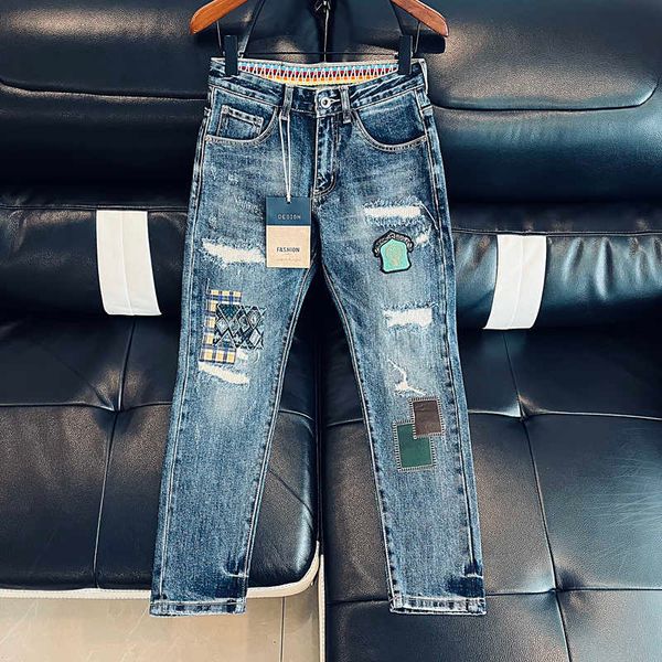 blue ripped jeans men's 2023 spring and autumn fashion embroidered patch print design slim fitting slim-fit pants
blue ripped jeans men's 2023 spring and autumn fashion embroidered patch print design slim fitting slim-fit pants