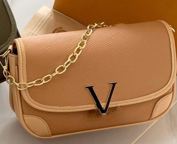 brand messenger bags women's handbag water ripple shoulder bag oblique cross fold chain bag
brand messenger bags women's handbag water ripple shoulder bag oblique cross fold chain bag