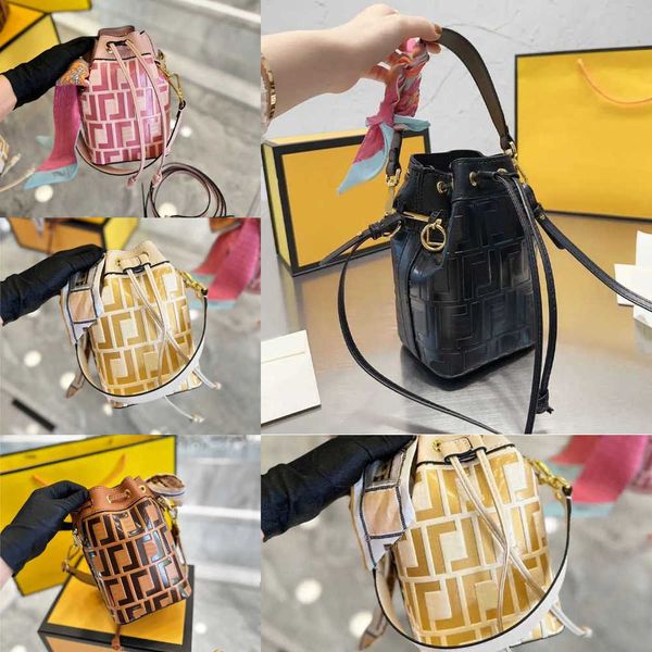 nxy bucket bags designer bag women leather shoulder vintage color matching handbags lady crossbody purse wallet 230307
nxy bucket bags designer bag women leather shoulder vintage color matching handbags lady crossbody purse wallet 230307