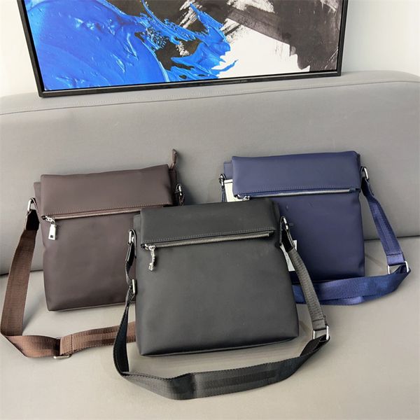 classic handbag men's nylon waterproof messenger bag luxury shoulder bag women's crossbody bag designer men's bag tote bag br
classic handbag men's nylon waterproof messenger bag luxury shoulder bag women's crossbody bag designer men's bag tote bag br