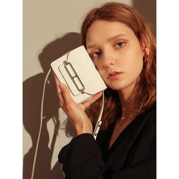 h ermes designer tote bags h buckle bag mini pig nose chain small for women 2023 new single shoulder crossbody lipstick summer with real log
h ermes designer tote bags h buckle bag mini pig nose chain small for women 2023 new single shoulder crossbody lipstick summer with real log
